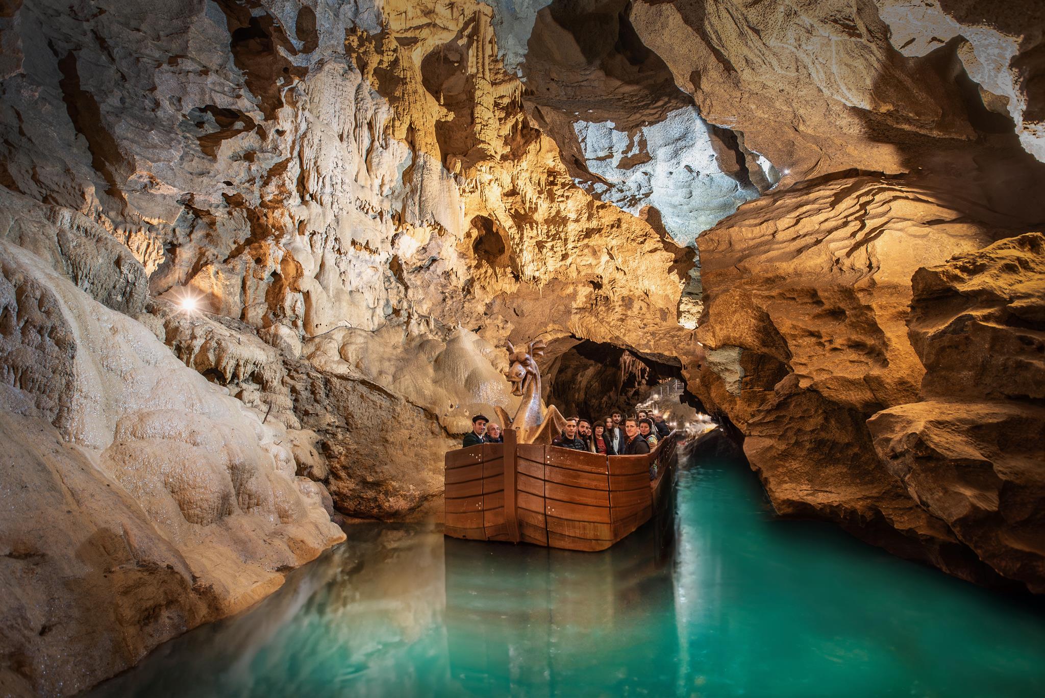 LOURDES, ORTHEZ, TARBES, HONDARRIBIA Y CUEVA DE BETHARRAM: 10 al 12 de Octubre 4 LOURDES, ORTHEZ, TARBES, HONDARRIBIA Y CUEVA DE BETHARRAM: 10 al 12 de Octubre