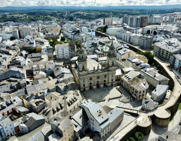 26 de Octubre: MERCADO EN MELIDE Y LUGO