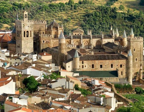 EXTREMADURA: Trujillo – Cáceres – Badajoz y Elvas: 6 al 8 de Dic