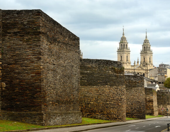 26 de Octubre: MERCADO EN MELIDE Y LUGO